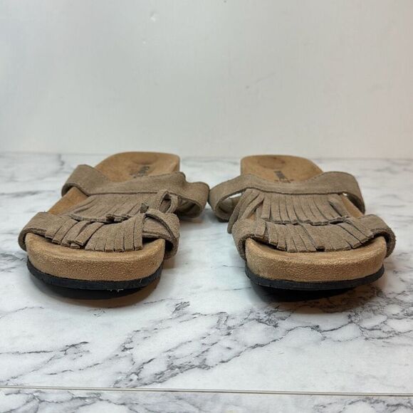 Minnetonka Daisy Slide Sandal 6 - Picture 2 of 5